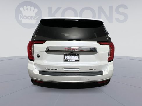 Used 2022 GMC Yukon XL SLT w/ SLT Premium Package image 5