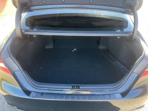 Used 2020 Toyota Camry SE image 13