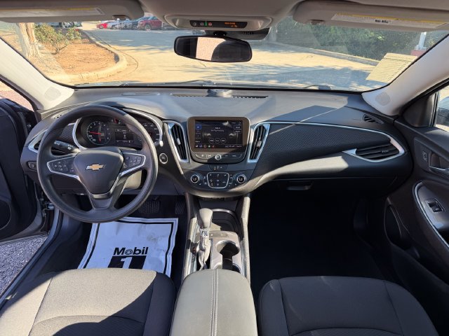 Used 2025 Chevrolet Malibu LT FWD image 20