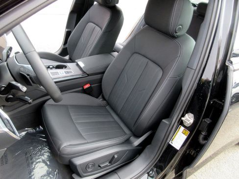 Used 2025 Audi A6 2.0T Premium w/ Convenience Plus Package image 10