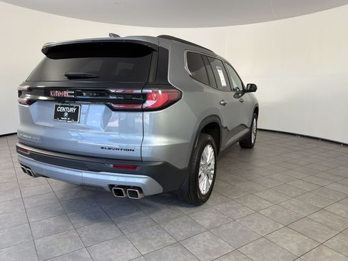 Used 2024 GMC Acadia Elevation w/ LPO, Floor Liner Package AWD/4WD image 9