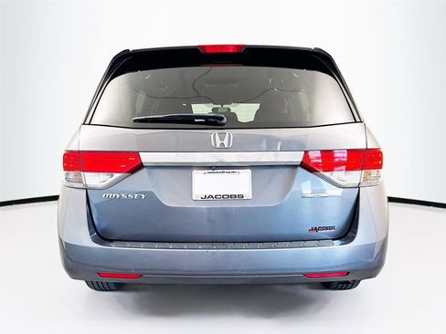 Used 2016 Honda Odyssey SE image 12