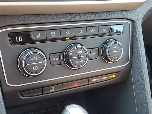 Used 2021 Volkswagen Atlas SE w/ Towing Package image 26