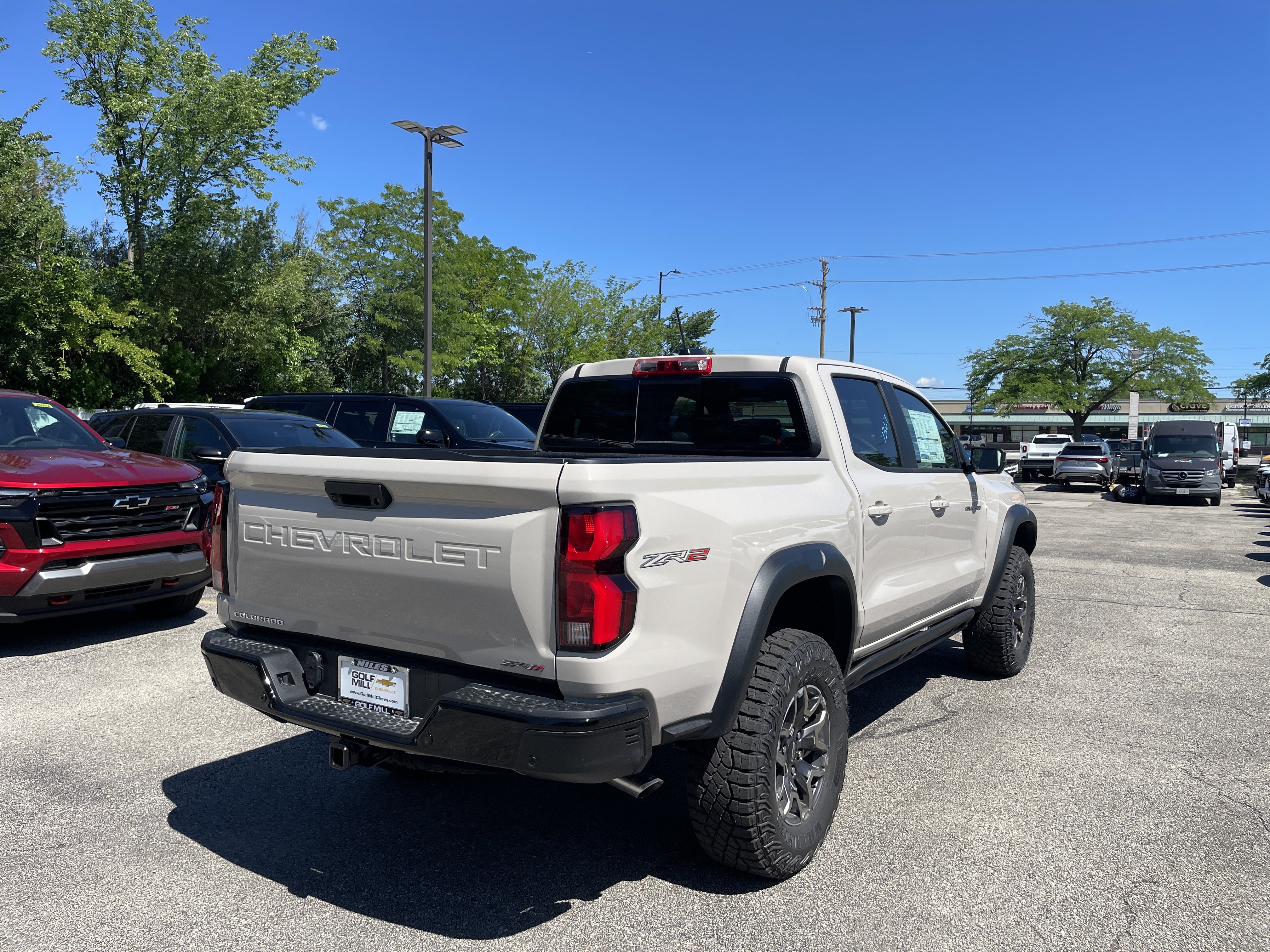 New 2026 Chevrolet Colorado ZR2 w/ Technology Package AWD/4WD image 5