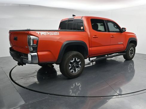 Used 2016 Toyota Tacoma TRD Off-Road w/ Towing Package AWD/4WD image 8