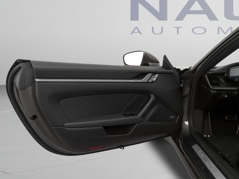 Used 2022 Porsche 911 Carrera S RWD image 12