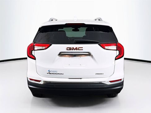 Used 2022 GMC Terrain SLT w/ Tech Package AWD/4WD image 10