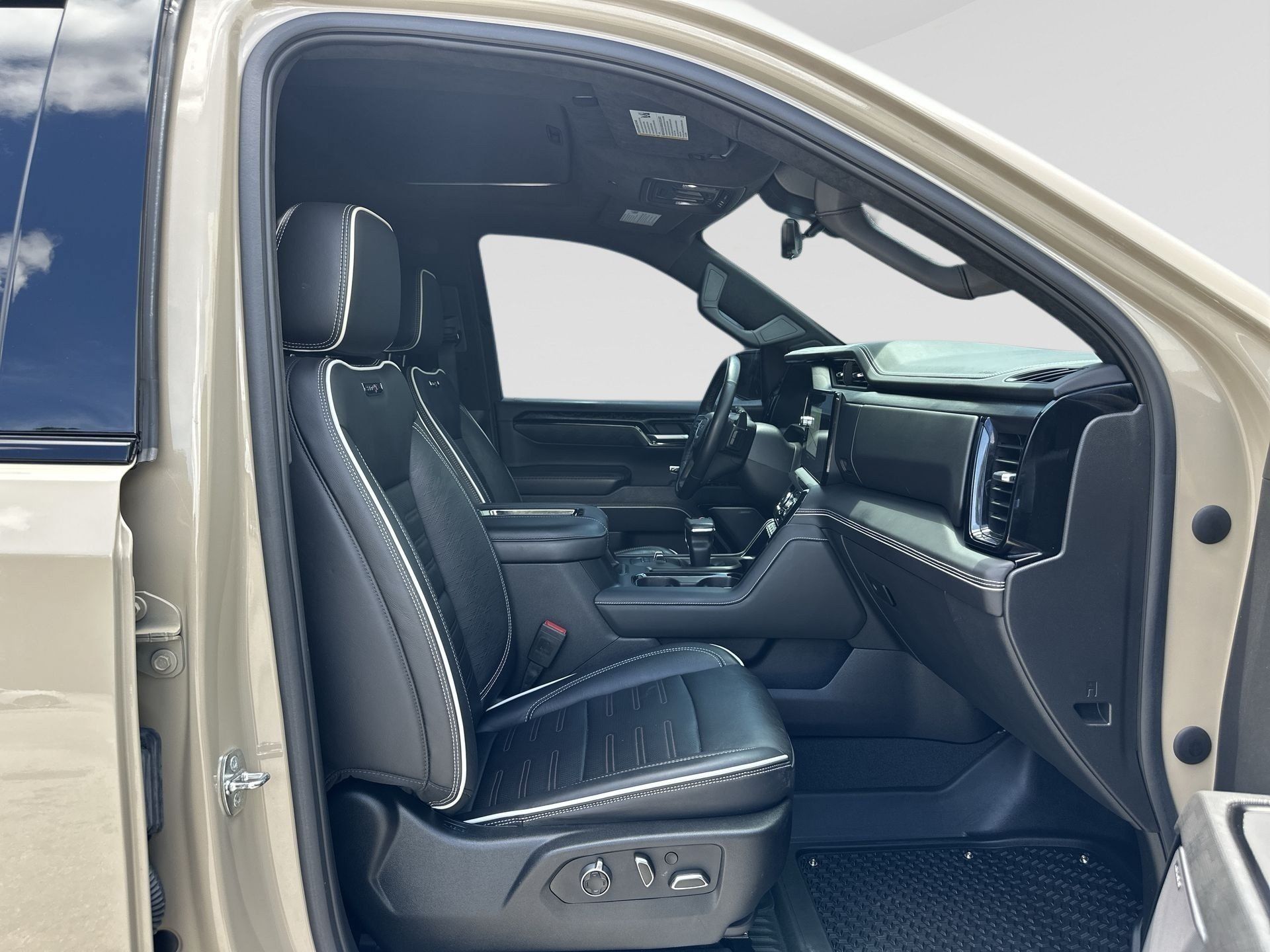 Certified 2022 GMC Sierra 1500 AT4X AWD/4WD image 28