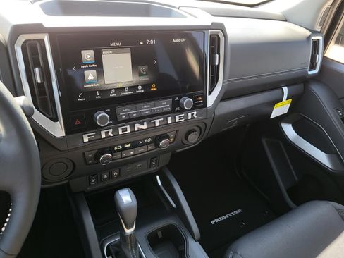 New 2026 Nissan Frontier SV w/ SV Convenience Package RWD image 3