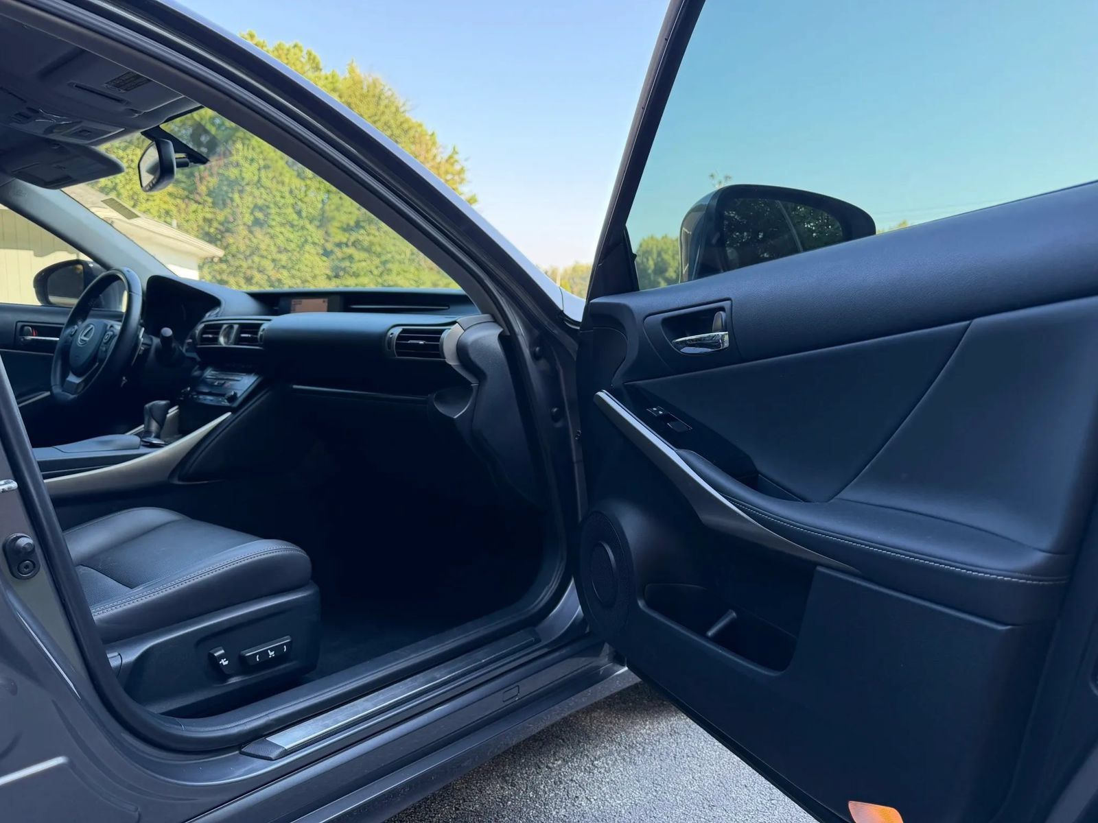 Used 2014 Lexus IS 250 w/ Navigation Package RWD image 24