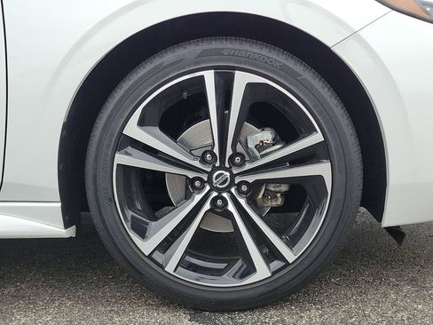 Used 2022 Nissan Sentra SR image 5