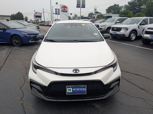 Used 2024 Toyota Corolla Sedan w/ SE Convenience Package FWD image 11