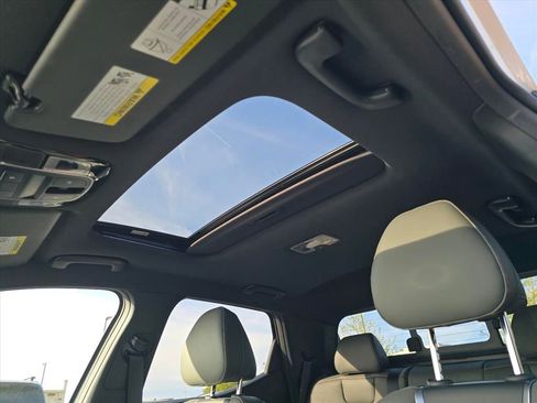 Used 2022 Hyundai Santa Cruz Limited w/ Cargo Package image 5