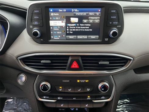 Used 2020 Hyundai Santa Fe SEL image 19