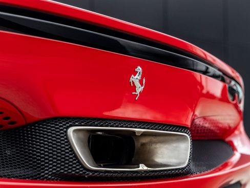 Used 2023 Ferrari 296 GTB RWD image 14
