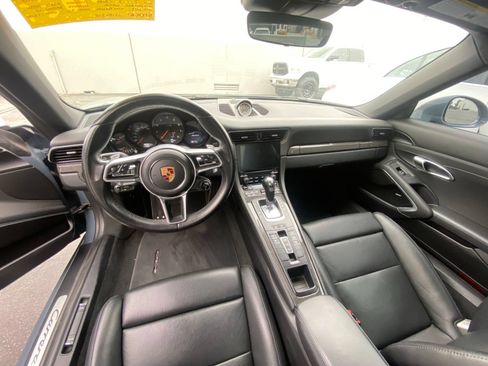 Used 2018 Porsche 911 Carrera RWD image 13