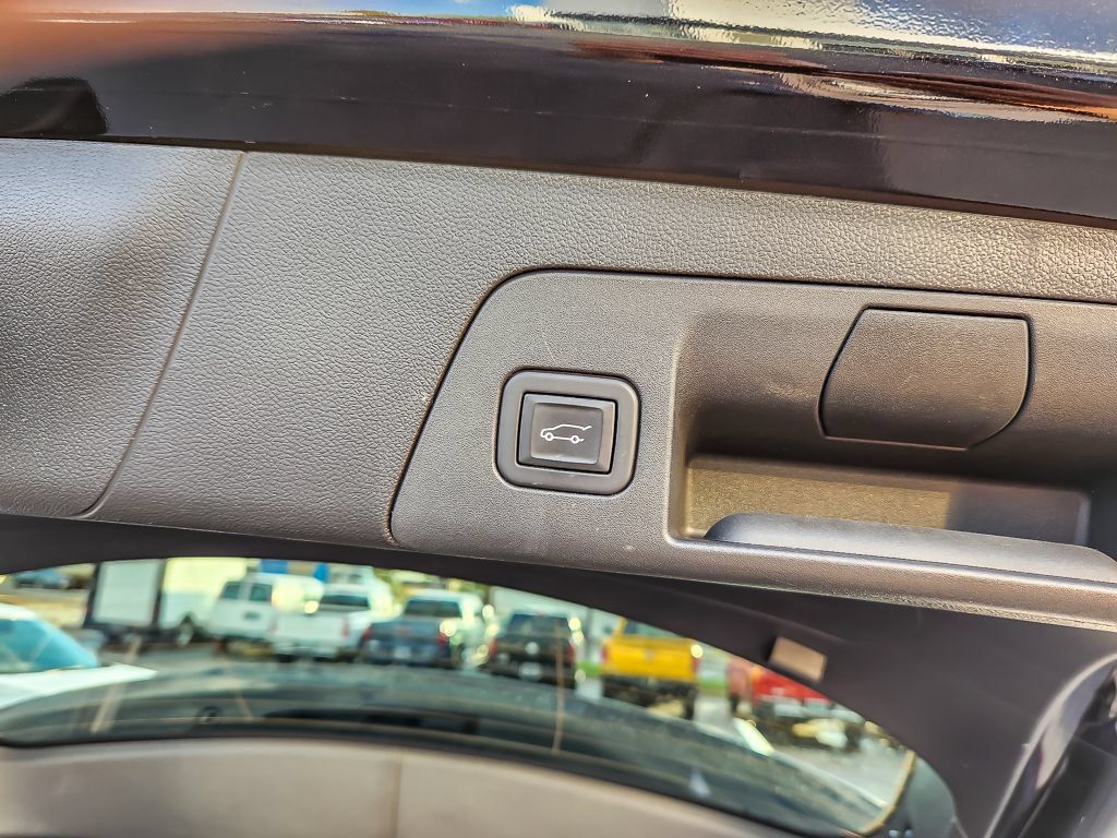 Certified 2023 Buick Envision Preferred AWD/4WD image 19