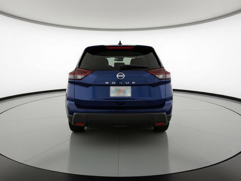 Used 2025 Nissan Rogue SV image 7