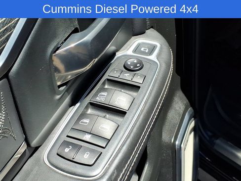 Used 2020 RAM 2500 Limited AWD/4WD image 15