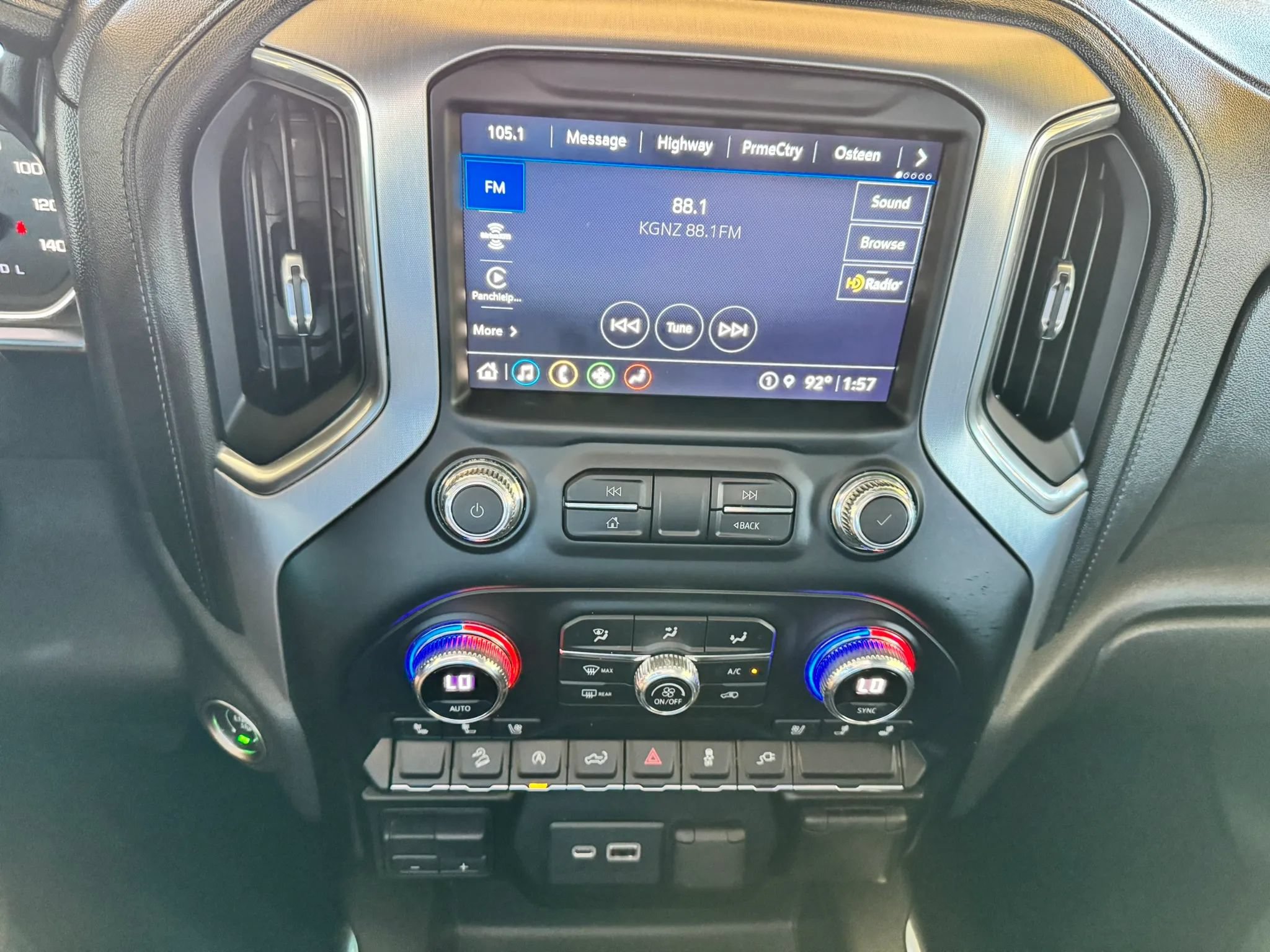 Used 2021 GMC Sierra 1500 SLT AWD/4WD image 15