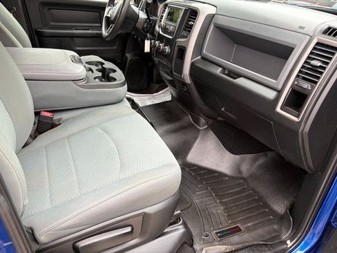 Used 2018 RAM 2500 Tradesman w/ Chrome Appearance Group AWD/4WD image 14