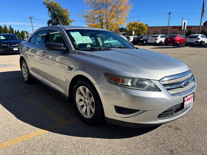 Used 2011 Ford Taurus SE FWD image 3