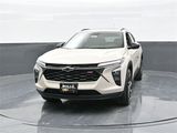 New 2026 Chevrolet Trax RS image 2