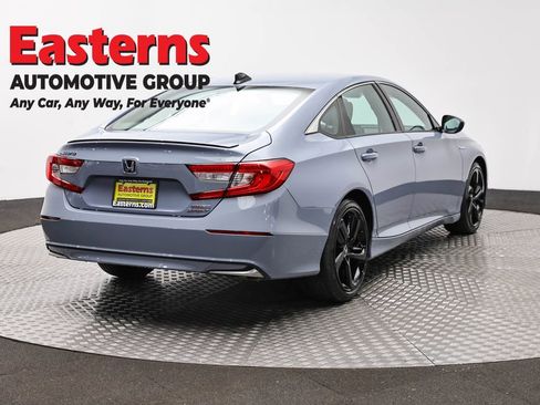 Used 2022 Honda Accord Sport image 5