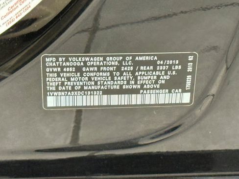 Used 2013 Volkswagen Passat TDI SE FWD image 40