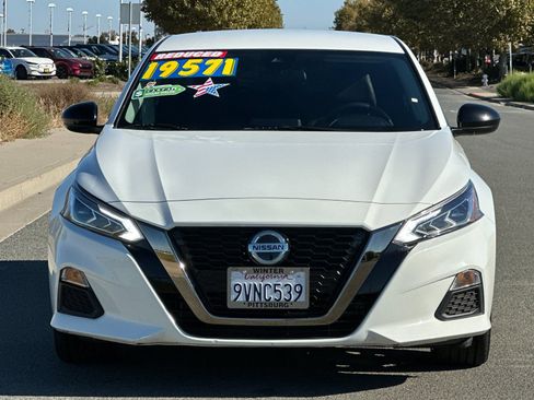 Used 2022 Nissan Altima 2.5 SR image 9