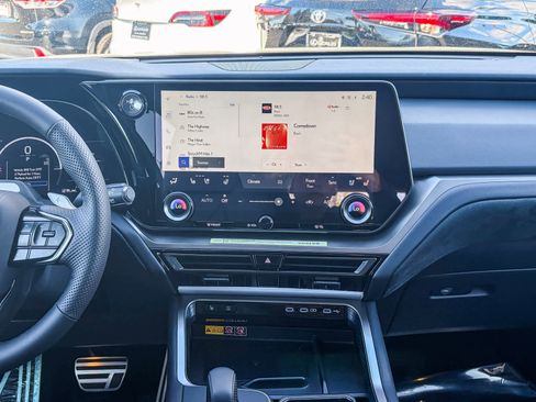 New 2026 Lexus TX 500h AWD image 14