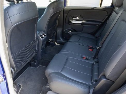 Used 2021 Mercedes-Benz GLB 250 image 17