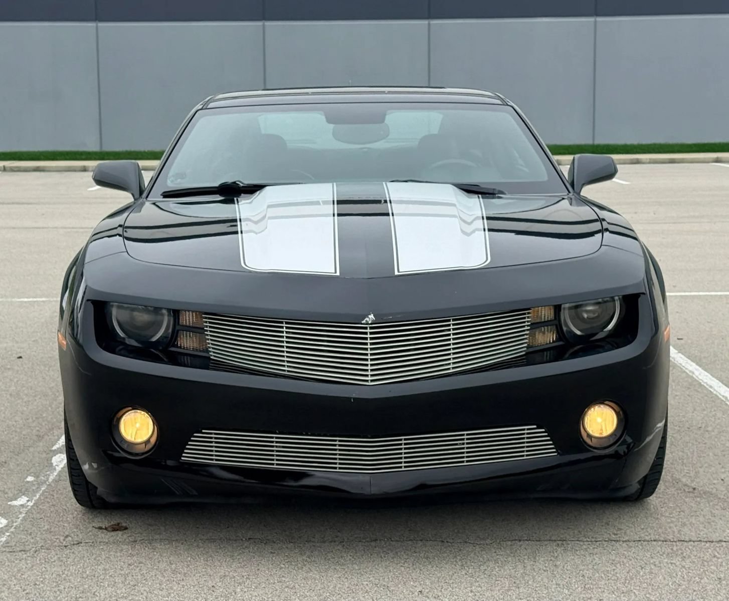 Used 2010 Chevrolet Camaro LT w/ RS Package RWD image 8