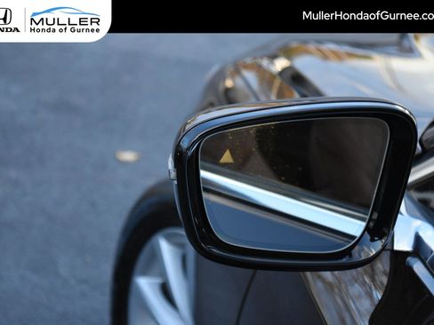 Used 2020 BMW 750i xDrive w/ Executive Package image 54