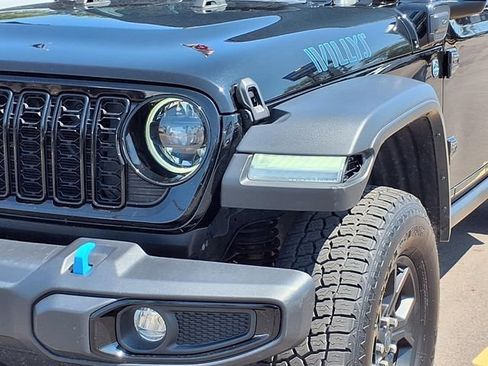 Used 2024 Jeep Wrangler Unlimited AWD/4WD image 27