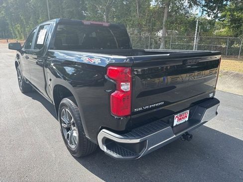 Used 2023 Chevrolet Silverado 1500 LT image 3