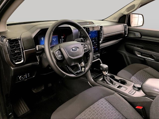 Used 2025 Ford Ranger XLT w/ Black Appearance Package AWD/4WD image 12