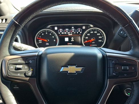 Used 2021 Chevrolet Silverado 1500 High Country w/ Technology Package AWD/4WD image 19
