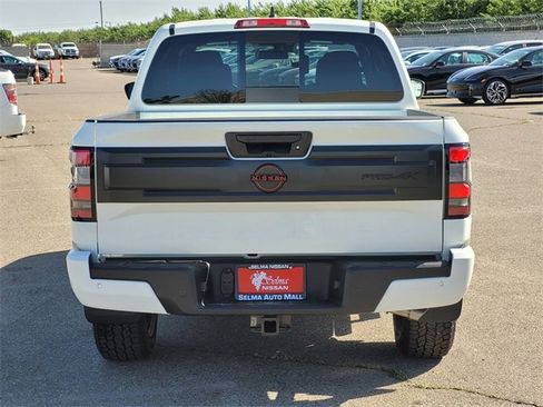 New 2025 Nissan Frontier PRO-4X w/ Tow Package image 5