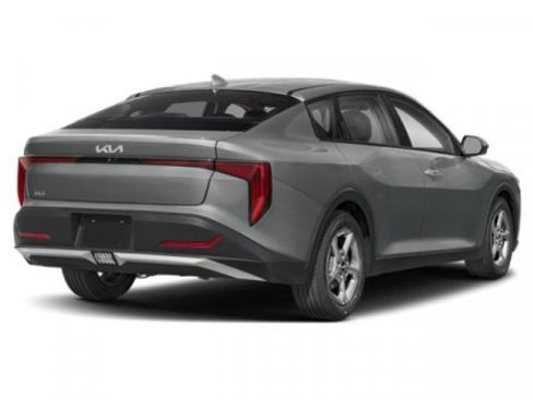 New 2026 Kia K4 LXS image 2