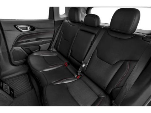 Used 2022 Jeep Compass Trailhawk w/ Trailhawk Convenience Group AWD/4WD image 16