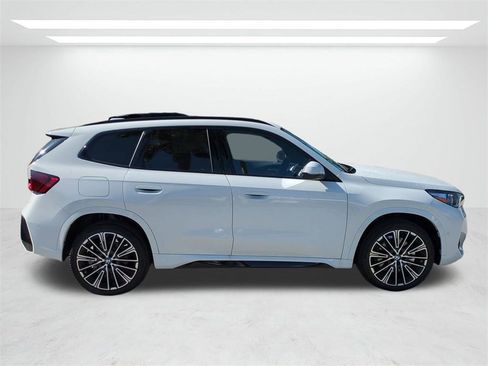 New 2026 BMW X1 xDrive28i w/ M Sport Package image 3