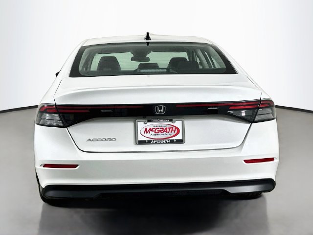 Certified 2025 Honda Accord SE image 18