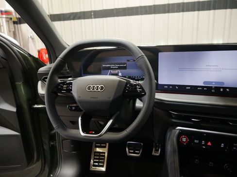 New 2026 Audi SQ5 Premium Plus image 32