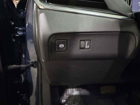 Used 2023 Buick Enclave Essence w/ Experience Buick Package AWD/4WD image 25