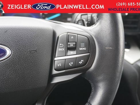 Used 2020 Ford Explorer XLT w/ Comfort Package image 25