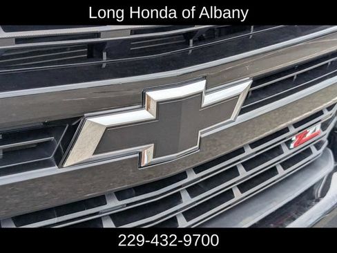 Used 2021 Chevrolet Silverado 1500 LT Trail Boss w/ Convenience Package II AWD/4WD image 4