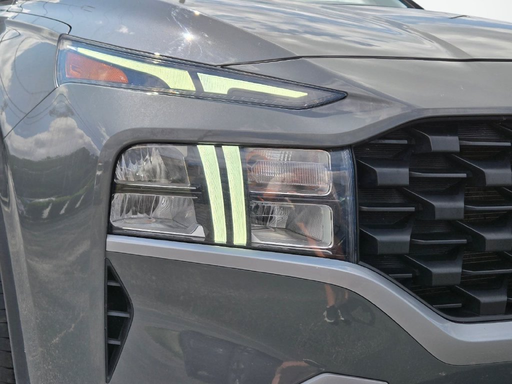 Certified 2023 Hyundai Santa Fe SEL AWD/4WD image 2