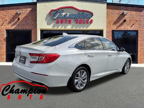 Used 2018 Honda Accord LX image 4