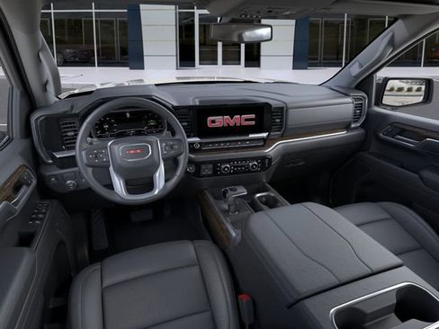 New 2026 GMC Sierra 1500 SLT image 15